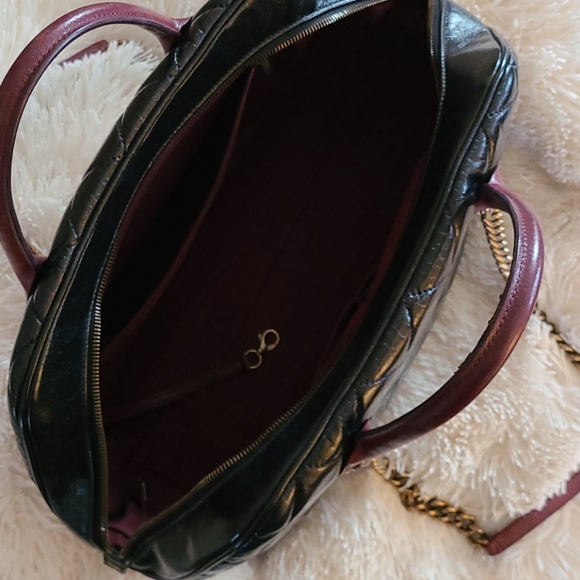 ๐๐ Gorgeous! ๐๐ Chanel Castle Rock Bowler Satchel. Stunning! - Picture 3 of 12